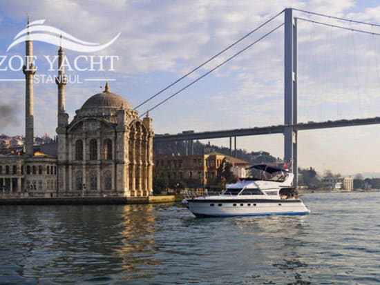 istanbul-sightseeing-boat-tour