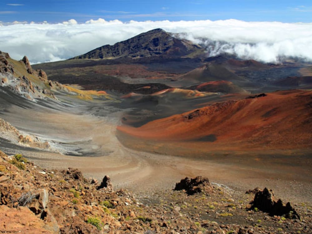 Oahu to Maui Day Tour from Honolulu - Haleakala National Park & Iao ...