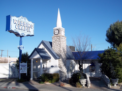 usa_las vegas_graceland wedding chapel packages