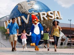 Singapore_universal-studios_7033 (1)