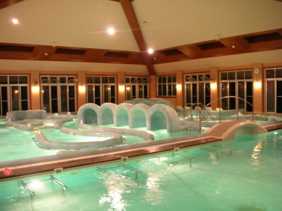 沖永良部島「タラソおきのえらぶ」プール『ゆらり』利用券　10:00～21:00お好きな時間に入場可能！海を望む最高のロケーションで至福の時間