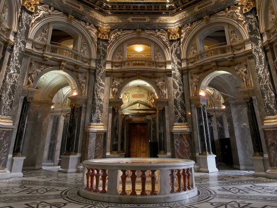 ウィーン半日観光ツアー　美術史美術館 日本語ガイドが徹底解説！カフェタイムも満喫 ＜貸切／ティータイム付き／日本語ガイド＞