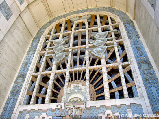 歩いてめぐるバンクーバー半日観光ツアー　地元を知り尽くしたガイドがご案内 ＜市バス＆地下鉄乗車券＆アクアバス乗船付き／日本語ガイド／1名参加OK＞