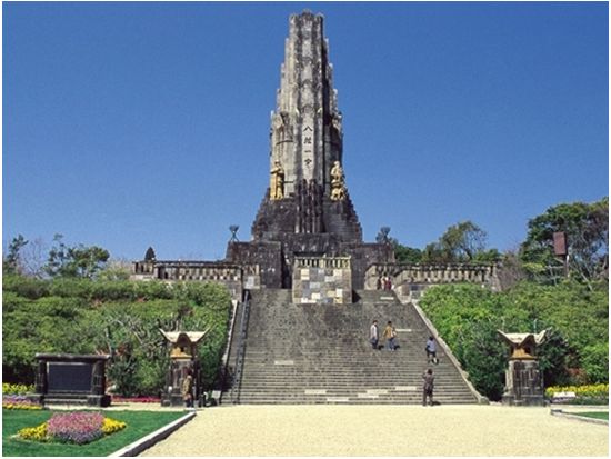 宮崎市内発着貸切観光タクシー　海沿いを走る日南海岸コース　青島＋堀切峠＋宮崎神宮＋平和台をめぐる＜約3.5時間＞ by 宮交タクシー株式会社