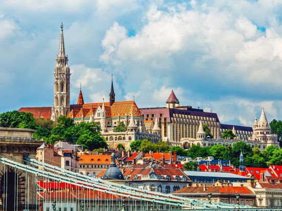 隣国ハンガリー　ブダペスト日帰りツアー ＜英語／ウィーン発＞