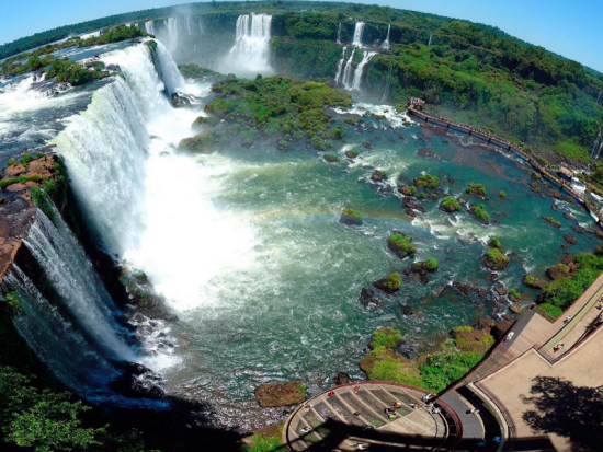 イグアスの滝 ブラジル側から眺める！日帰り半日ツアー＜英語ガイド／プエルト・イグアス発＞