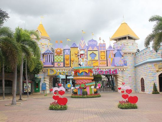 bangkok dream world entry