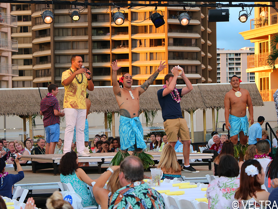 VELTRA - Waikiki Starlight Luau 27