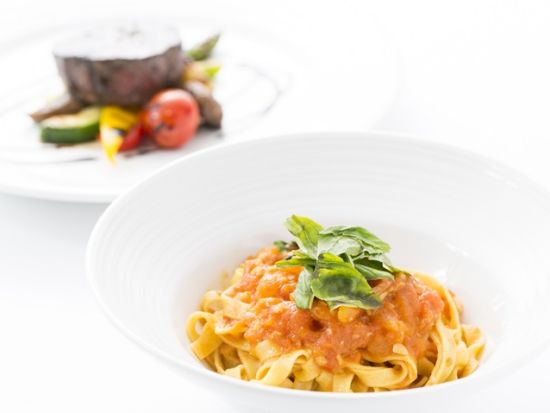 タオルミーナ・シチリアン・キュイジーヌ　食事券＆事前予約　シチリアの伝統レシピを楽しむイタリアン＜昼・夕／ワイキキ・ビーチ・ウォーク内＞