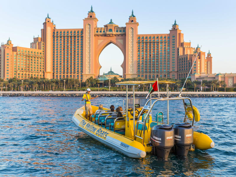 UAE, Dubai, Speed Boat Tour