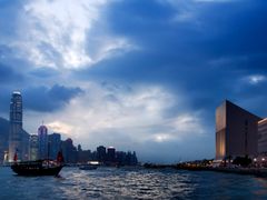 Sunset at Victoria harbour hong kong cruise trip