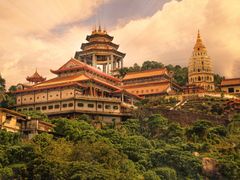 Kek Lok Si, Malaysia's largest Buddhist Temple