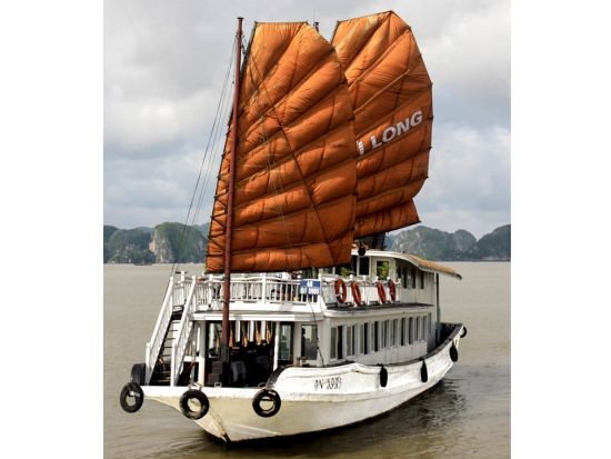 世界遺産ハロン湾日帰りツアー　鍾乳洞見学付き　貸切プランあり＜3時間クルーズ／日本語ガイド／海鮮ランチ＞by JTB