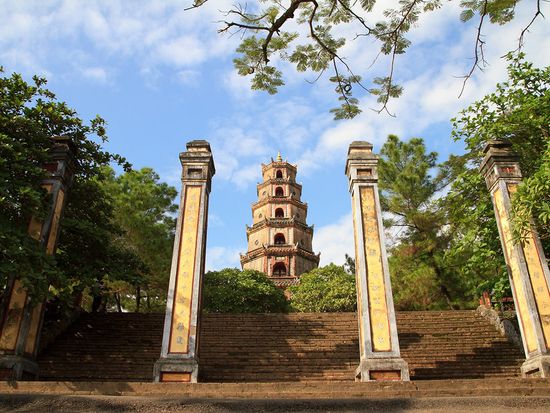 Thien Mu Pagoda Hue Perfume River