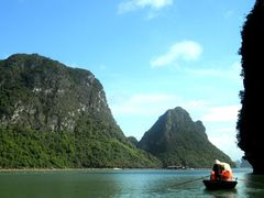 Halong_Bay_by_Boat (2)