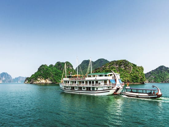 Ha Long Bay Overnight Cruise 