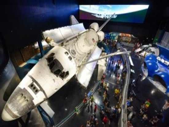 ケネディ宇宙センター 1日観光ツアー ＜入場チケット付き／ホテル往復送迎付き／日本語ガイド／月・水・金・土曜日＞by オーランド観光