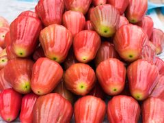Vinh Long fruit market_249741097