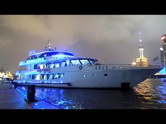 Shanghai_huangpu-river-cruise (1)