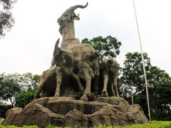 Guangzhou_Legend of the Five Goats (2)