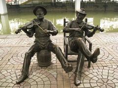 Shamian Island Guangzhou Statues