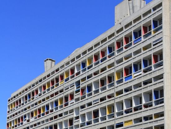 【空港送迎】マルセイユ・プロヴァンス空港 ⇔ マルセイユ市内ホテル ＜貸切／定員5名／日本語ドライバー＞