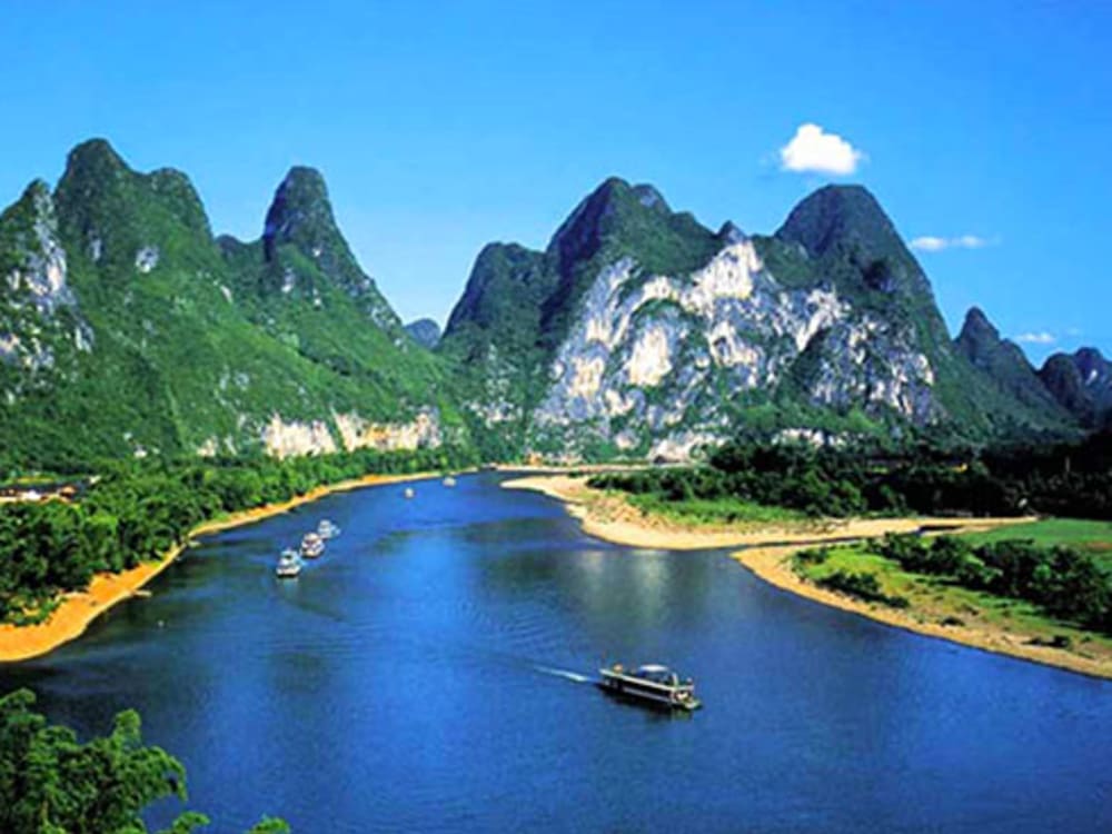 Li River Cruise One Day Private Tour from Guilin with Lunch tours ...