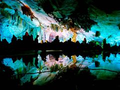 Guilin_One_Day-Reed Flute Cave (3)
