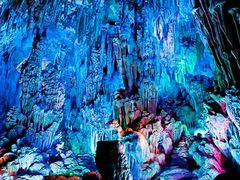 Guilin_One_Day-Reed Flute Cave (1)