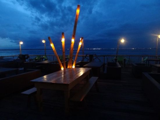 地元人にも人気！水上に浮かぶレストラン☆「ランタウ・フローティング・ネイティブレストラン」食事券&事前予約サービス＜送迎オプションあり＞	