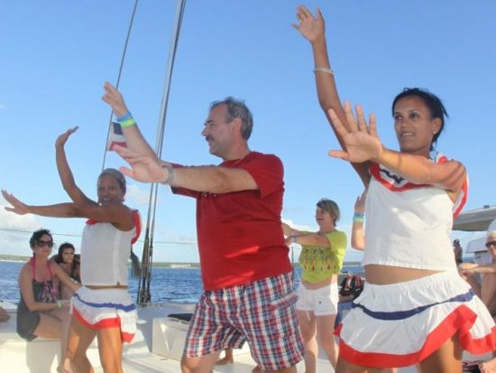 アクアマリンの海が広がる！サオナ島1日ツアー＜昼食付／英語ガイド／プンタカナ発＞