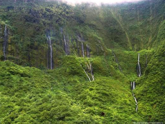 Blue Hawaiian Helicopters (Maui) 03