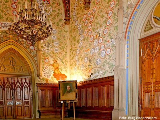 フランクフルト発「天空の城」を訪ねる ホーエンツォレルン城日帰り観光ツアー＜英語ドライバーガイド＞