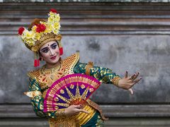Legong Dance_482051548