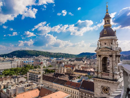 ブダペストの温泉ホテル2泊3日宿泊パッケージ　ブダペスト半日観光＆ドナウ川ナイトクルーズ付き＜ブダペスト＞