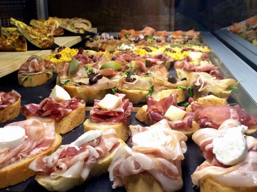 Cicchetti, cold cuts, meat, bread, venice, italy