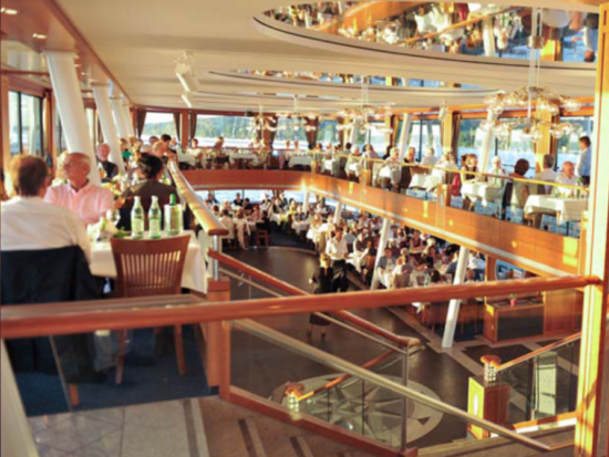 シュタルンベルク湖　船上コンサート＆ディナー ＜6～8月／ミュンヘン＞