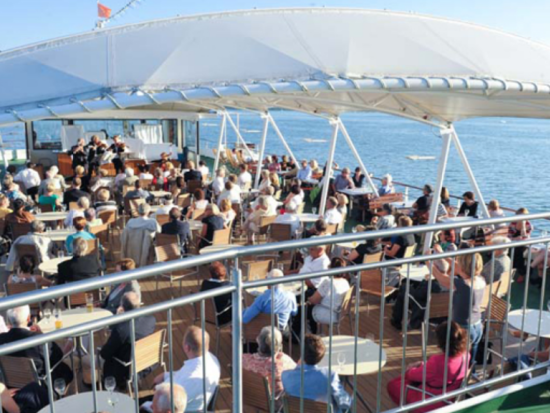 シュタルンベルク湖　船上コンサート＆ディナー ＜6～8月／ミュンヘン＞