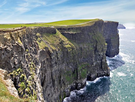 cliffs of moher express shuttle from galway galway tours