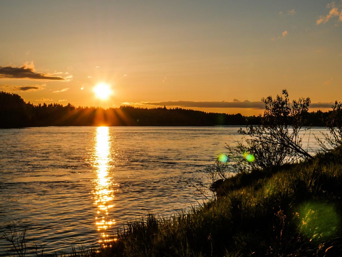 フィンランドの白夜 沈まぬ太陽 撮影ツアー プロのガイドがレクチャー 