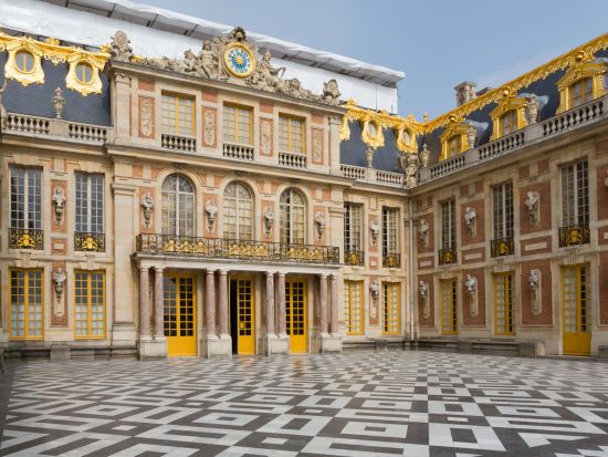 モネの庭園ジヴェルニー＆ベルサイユ宮殿　1日ツアー ＜4～10月／昼食付／英語ガイドまたは日本語オーディオガイド付＞