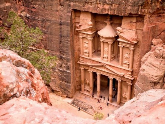 乗馬移動付き！世界遺産ペトラ遺跡1日観光＜貸切／英語or日本語／アンマン発着＞