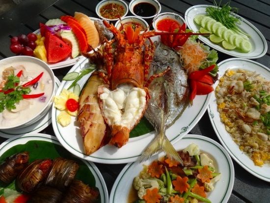 プーケットを一望 カオランヒル展望台とロブスターディナー