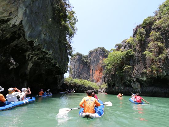 【アイランドホッピング】スピードボートでパンガー湾4島めぐり カヌー＋洞窟探検＋水上集落＋ビーチでバカンス＜ホテル送迎／貸切プラン有＞ ※前日夜まで予約可