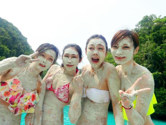 ミルキーウェイ1日ツアー　パラオの自然を満喫！3カ所でのシュノーケリング体験＜昼食付／送迎付き＞by IMPAC TOURS