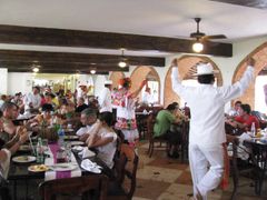 Riviera Maya-Chichen-Itza-Deluxe-Tour-Buffet-on-Mayaland-Hotel
