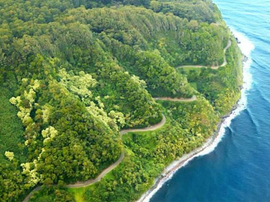 マウイ島日帰りツアー　天国のハナでディープなハワイを堪能 ＜滝つぼ遊び付き／朝食付き／英語ガイド＞