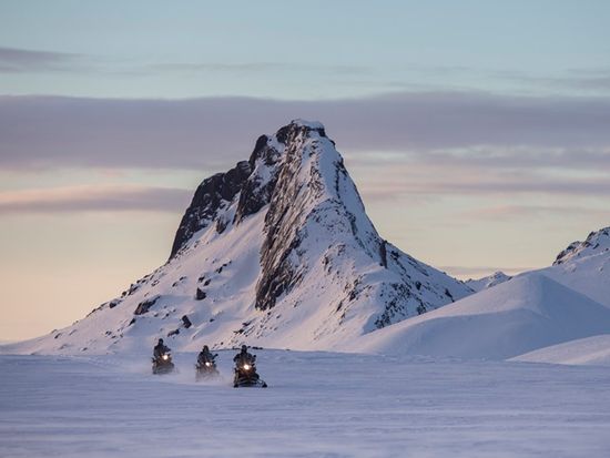 Golden_circle_and-Glacier_1