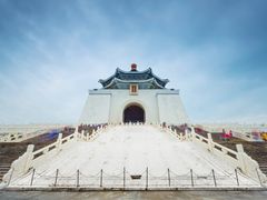 Chiang Kai Shek Memorial Hall massive stairs