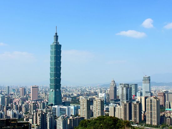 Taipei 101 Taiwan skyscrapers city skyline